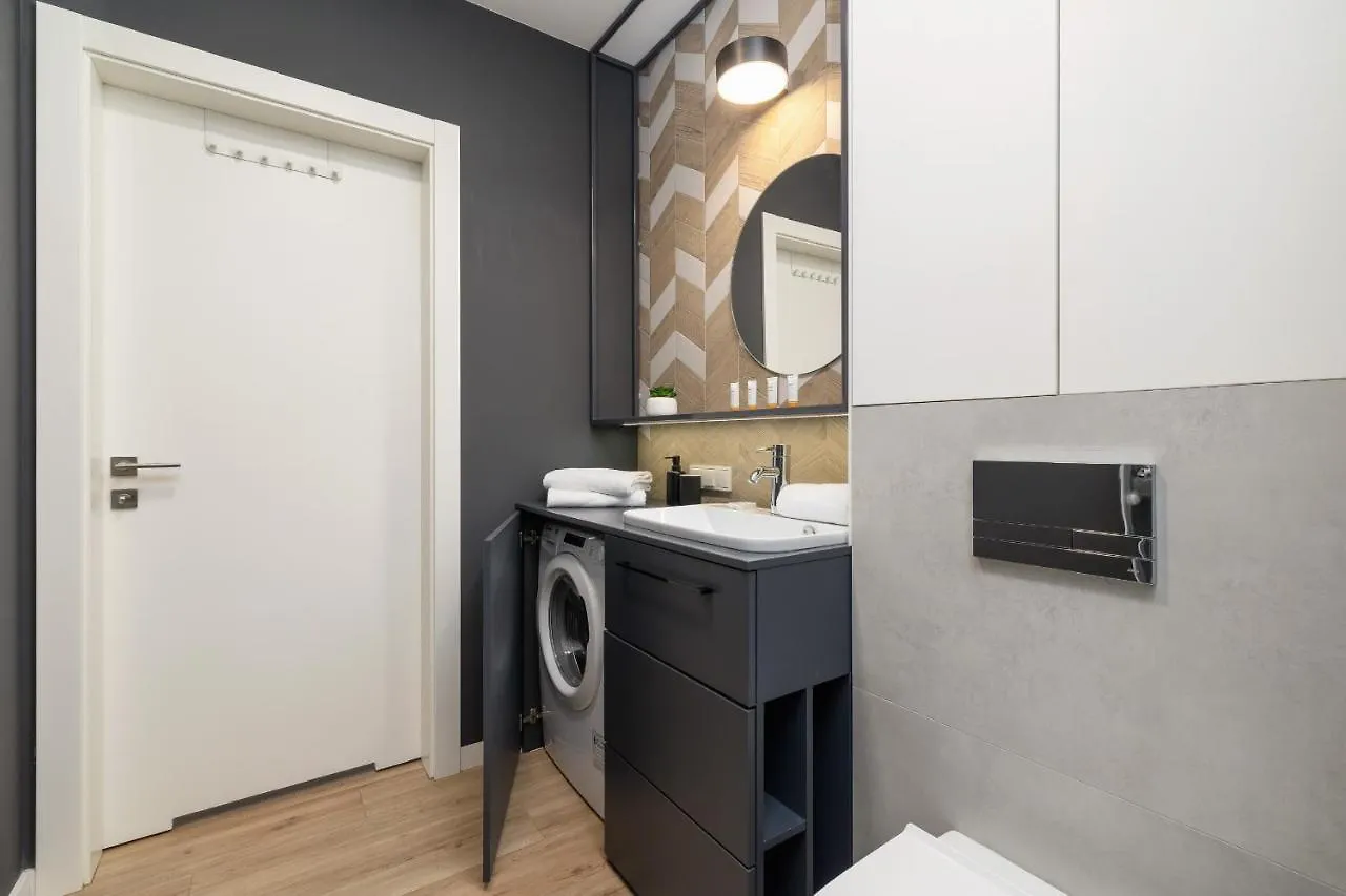 Go Apartments Studio With Balcony Rakowicka Cracow By Noclegi Renters Krakow